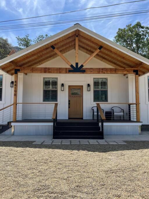 Soleil Luna 2 Miles From Sequoia Park Entrance Three Rivers Exterior photo