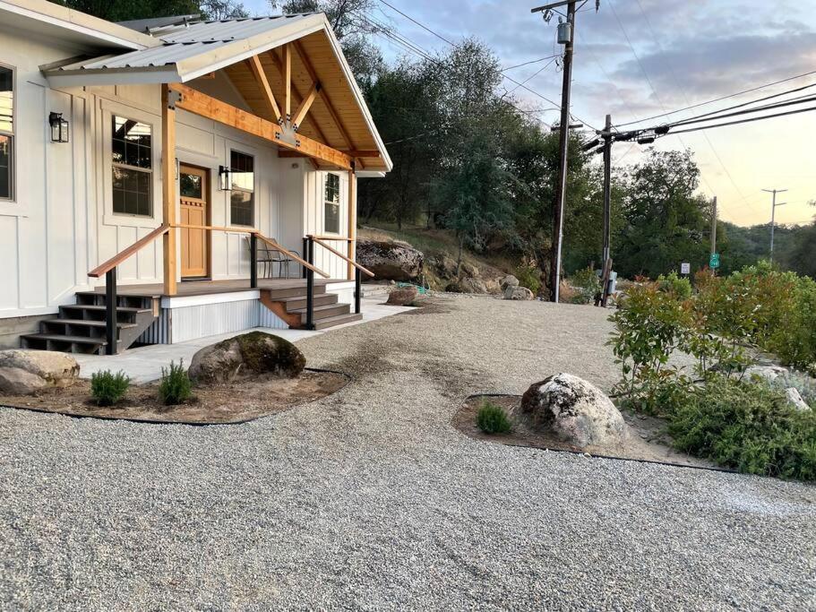 Soleil Luna 2 Miles From Sequoia Park Entrance Villa Three Rivers Exterior photo